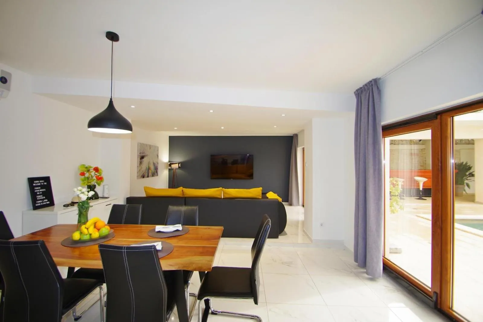 3 Holiday Apartments With Shared Pool, Peaceful Location Pula Chorvatsko
